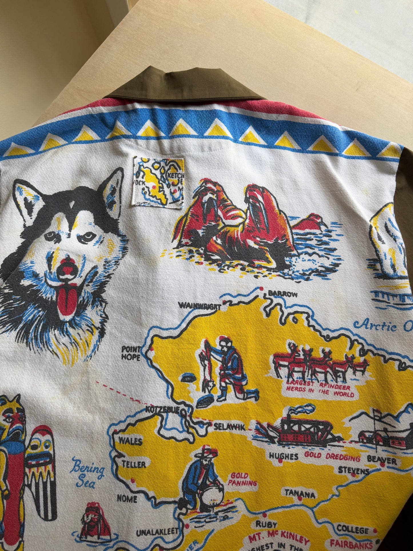 Alaskan Wilderness Souvenir Camp Collar [L]