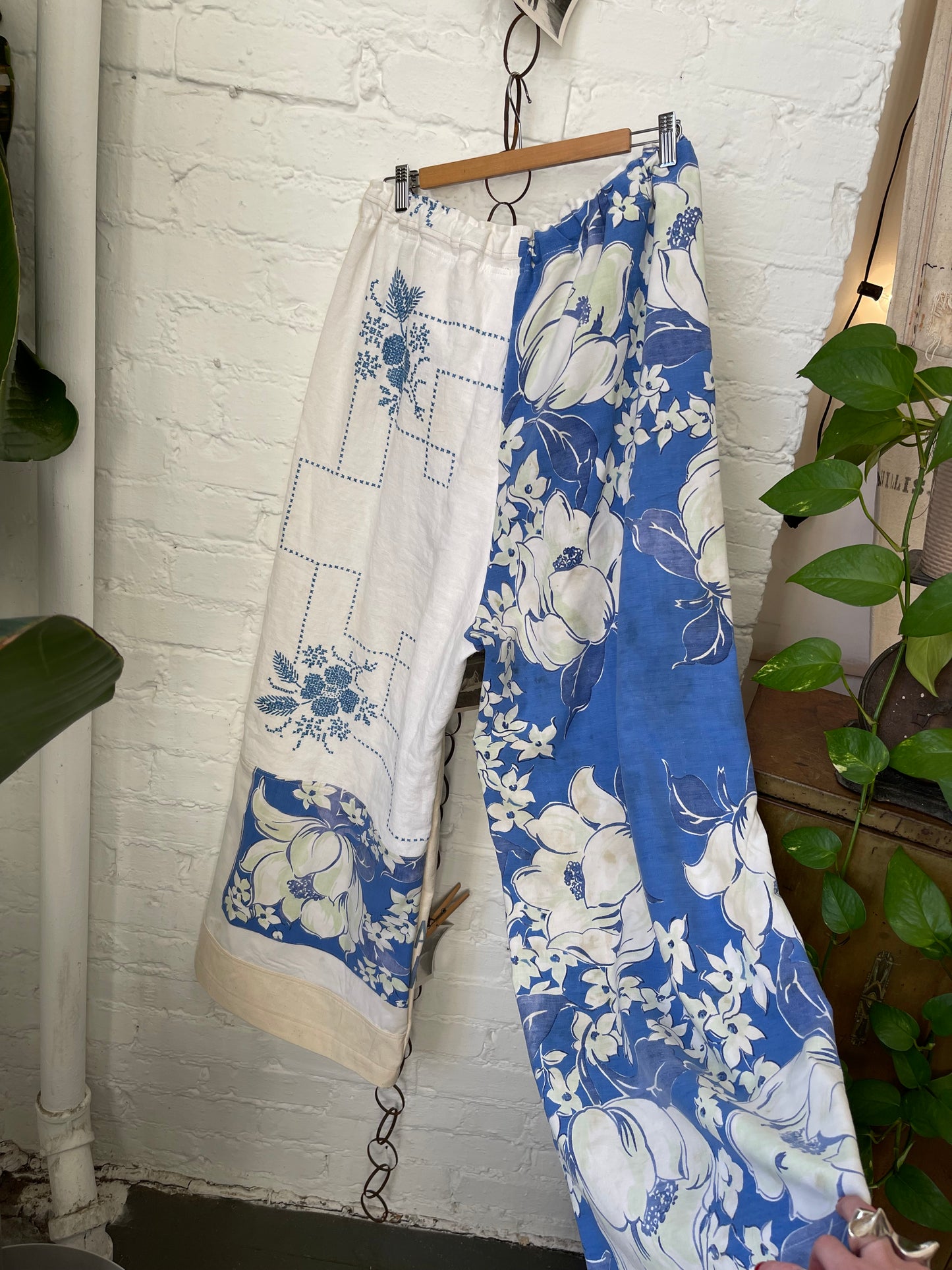 Diamond & Floral Pants [XL]