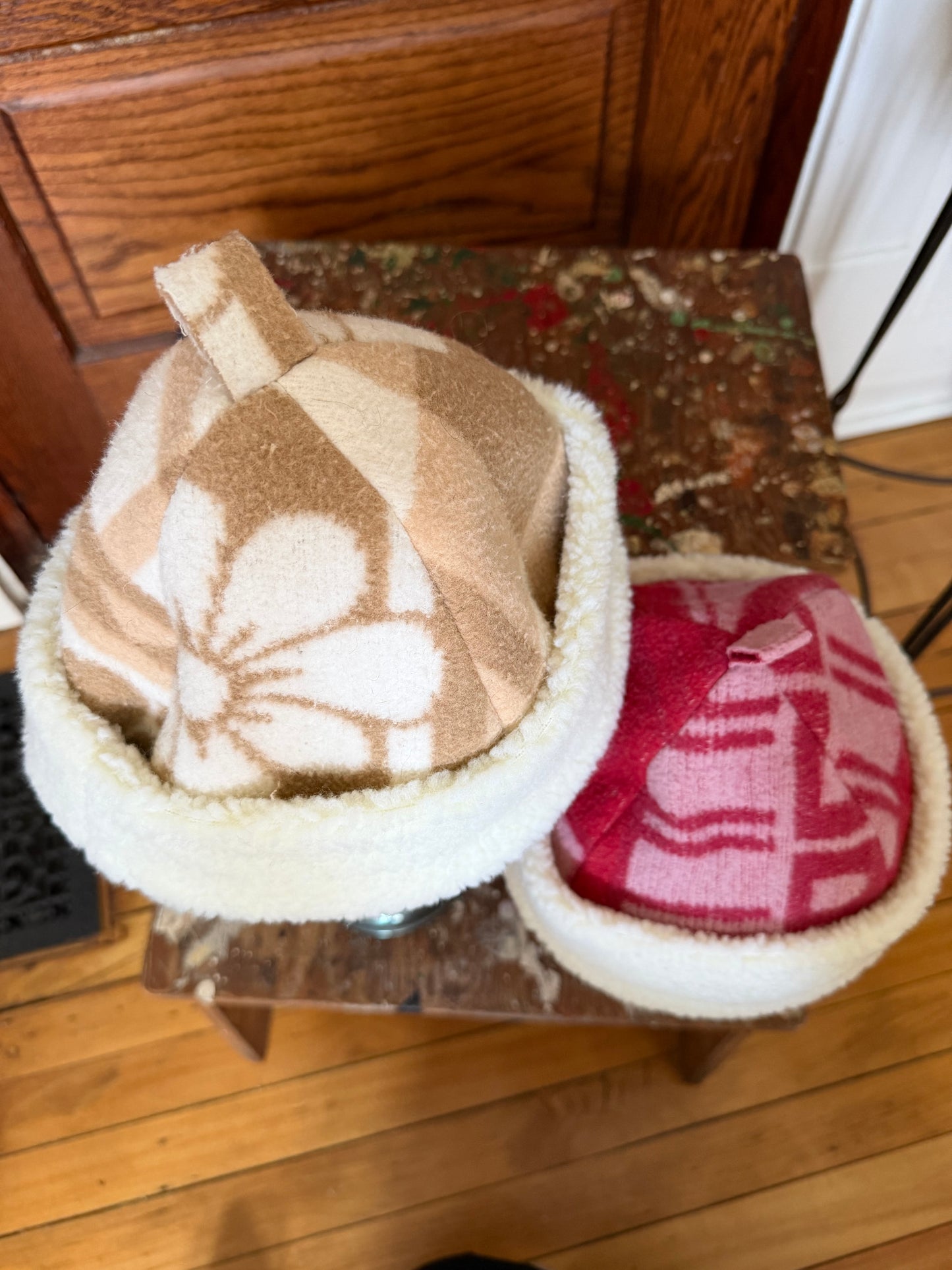 Camp Blanket Sherpa Beanie [S/M]