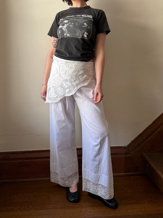 Crochet Hem Bloomer Pants w/ Apron [M/L]