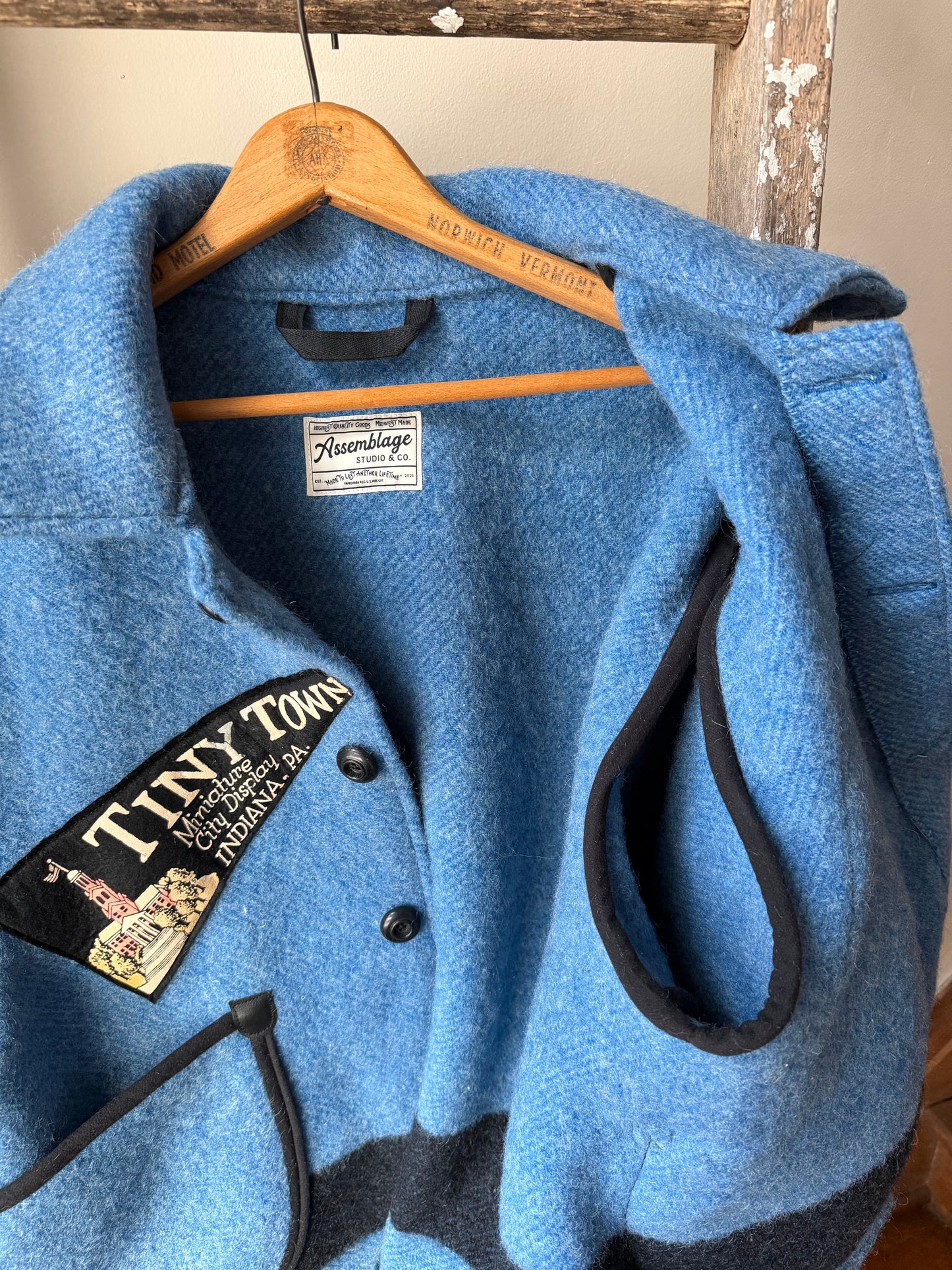 Blue Striped Blanket Coat [M/L]