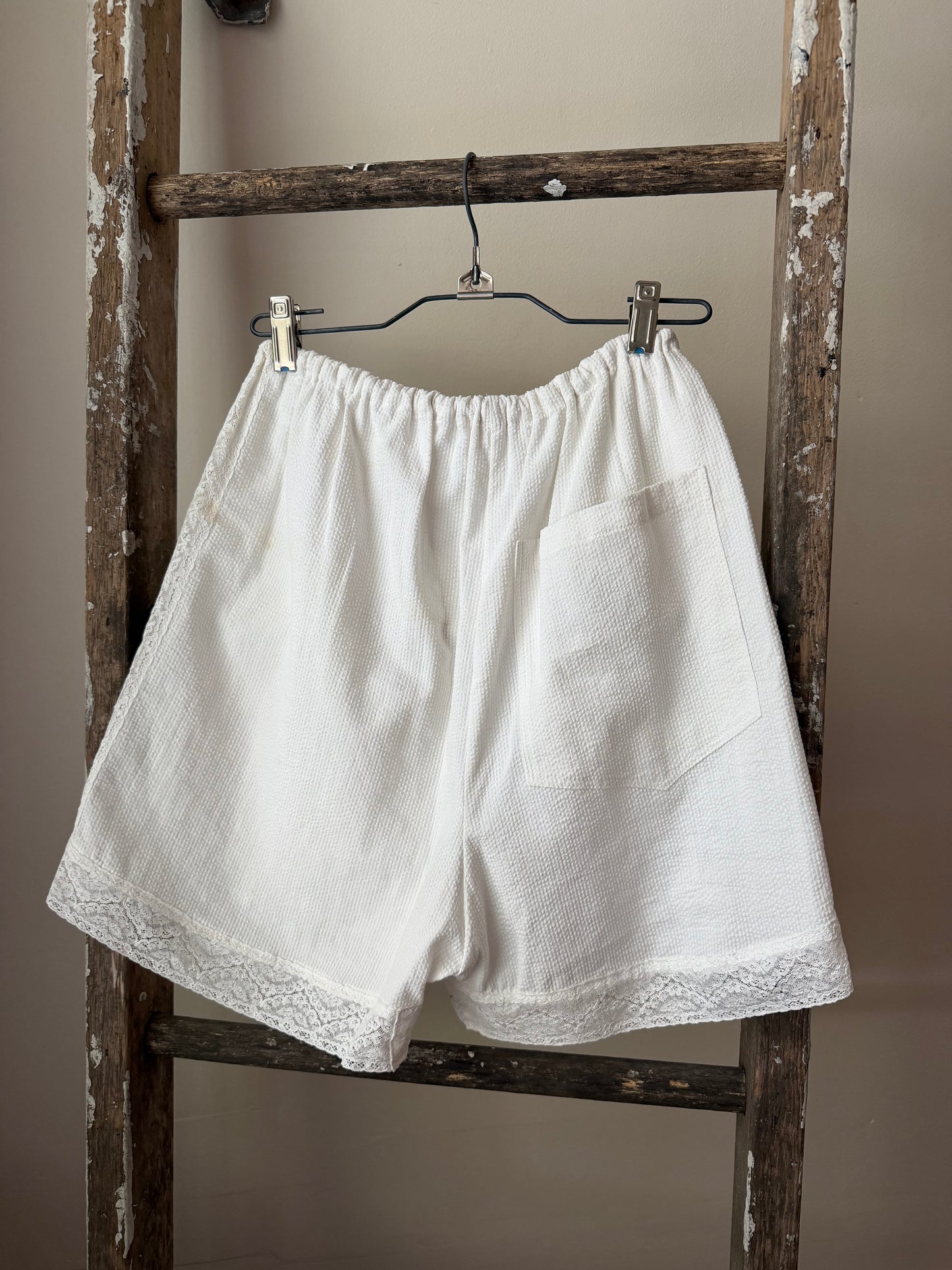 Peacock Lace Bloomer Shorts [S]