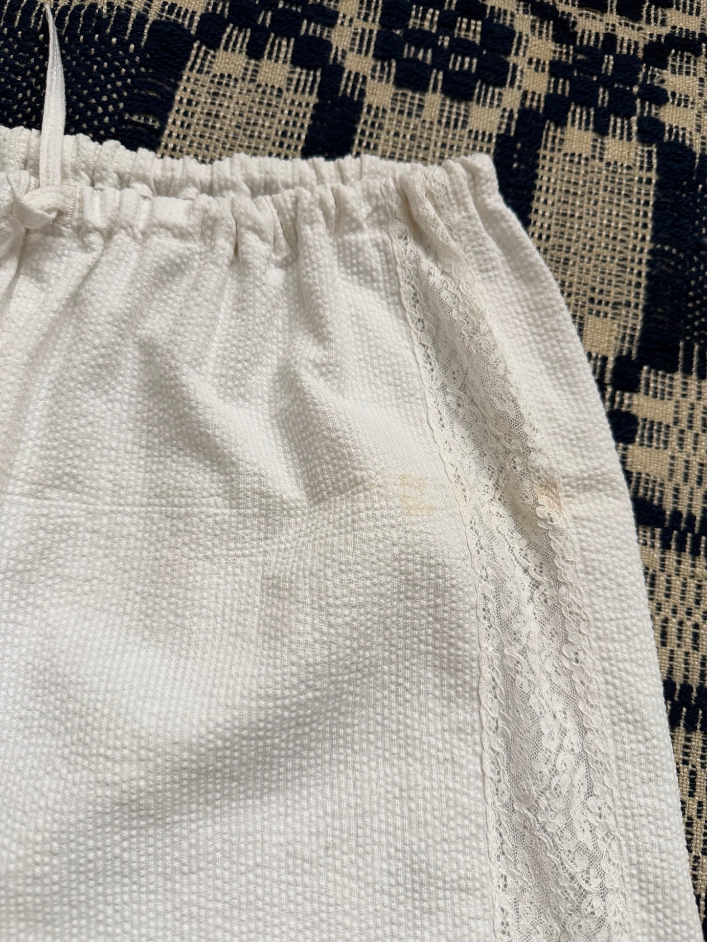Lace Striped Bloomer Shorts [XS/S]
