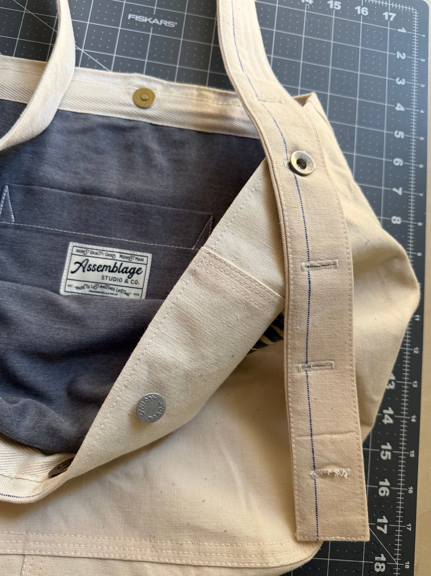 Thunander & Son Newspaper Bag
