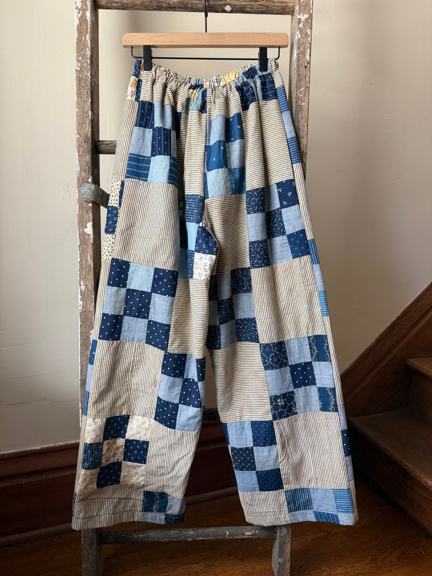 Antique Calico Quilt Topper Pants [M]