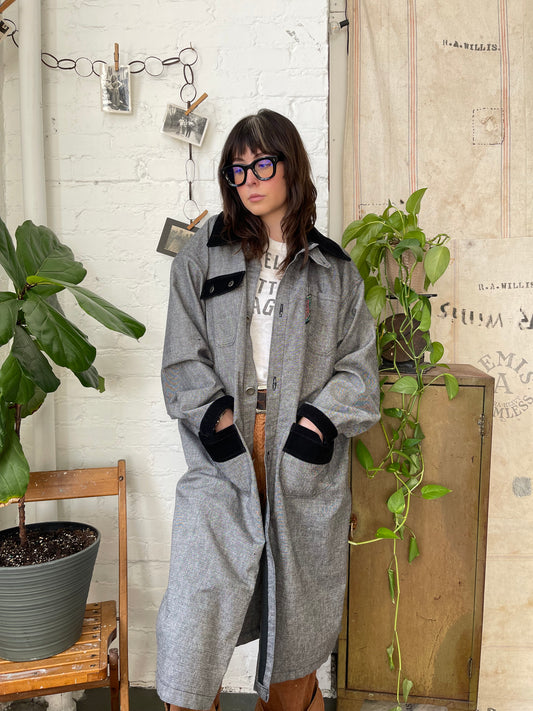 Salt & Pepper Shop Coat [L]