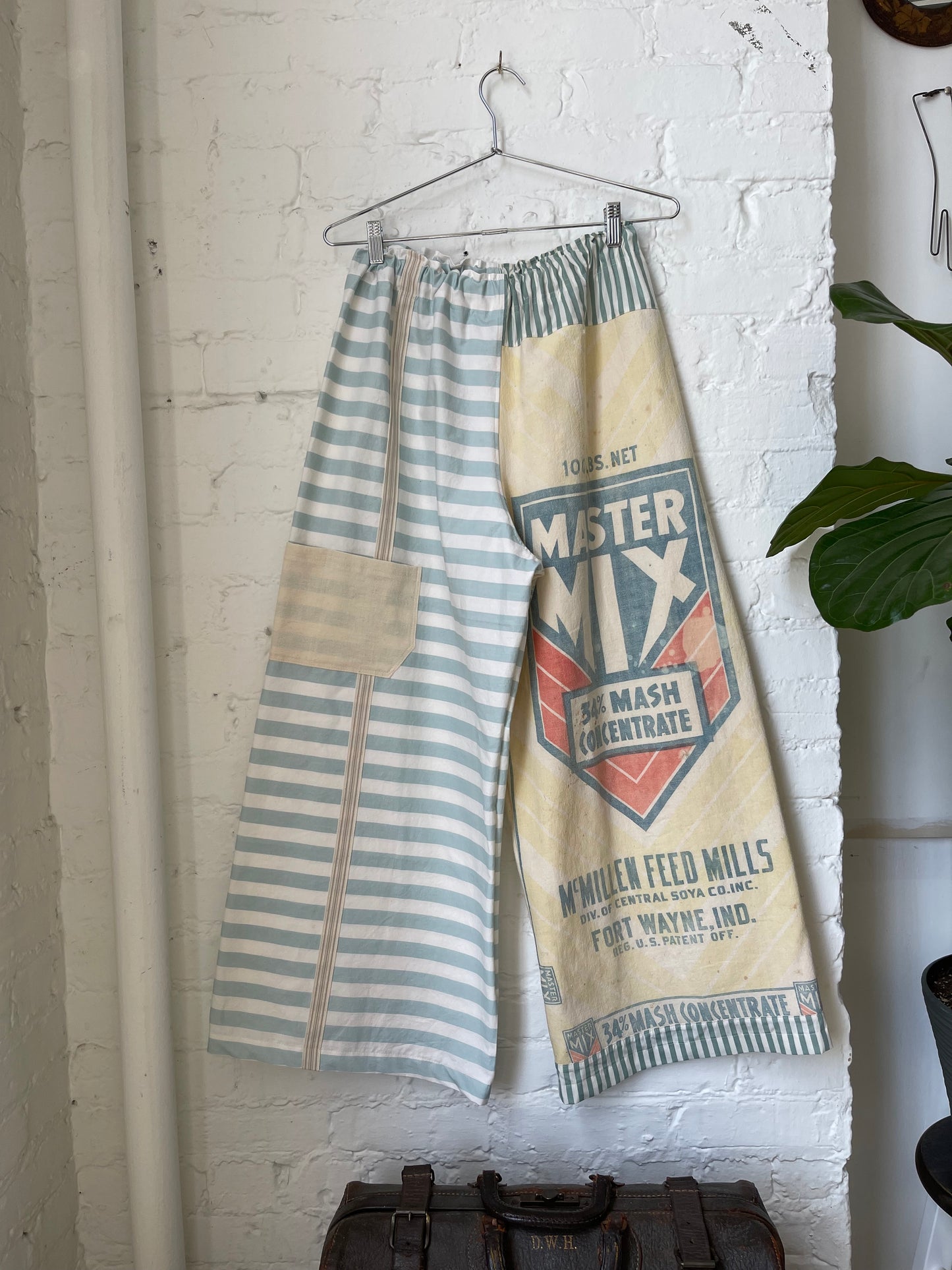 Master Mix Striped Pants [S]