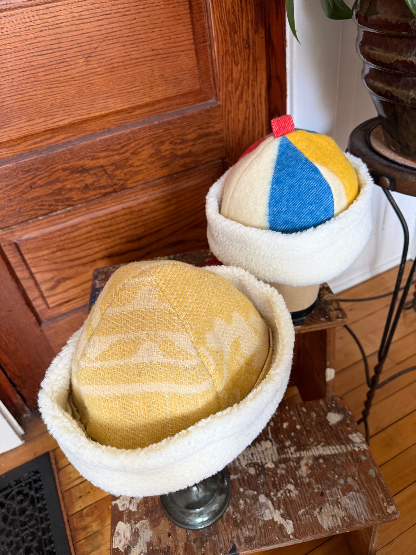 Wool Blanket Sherpa Beanie [M/L]