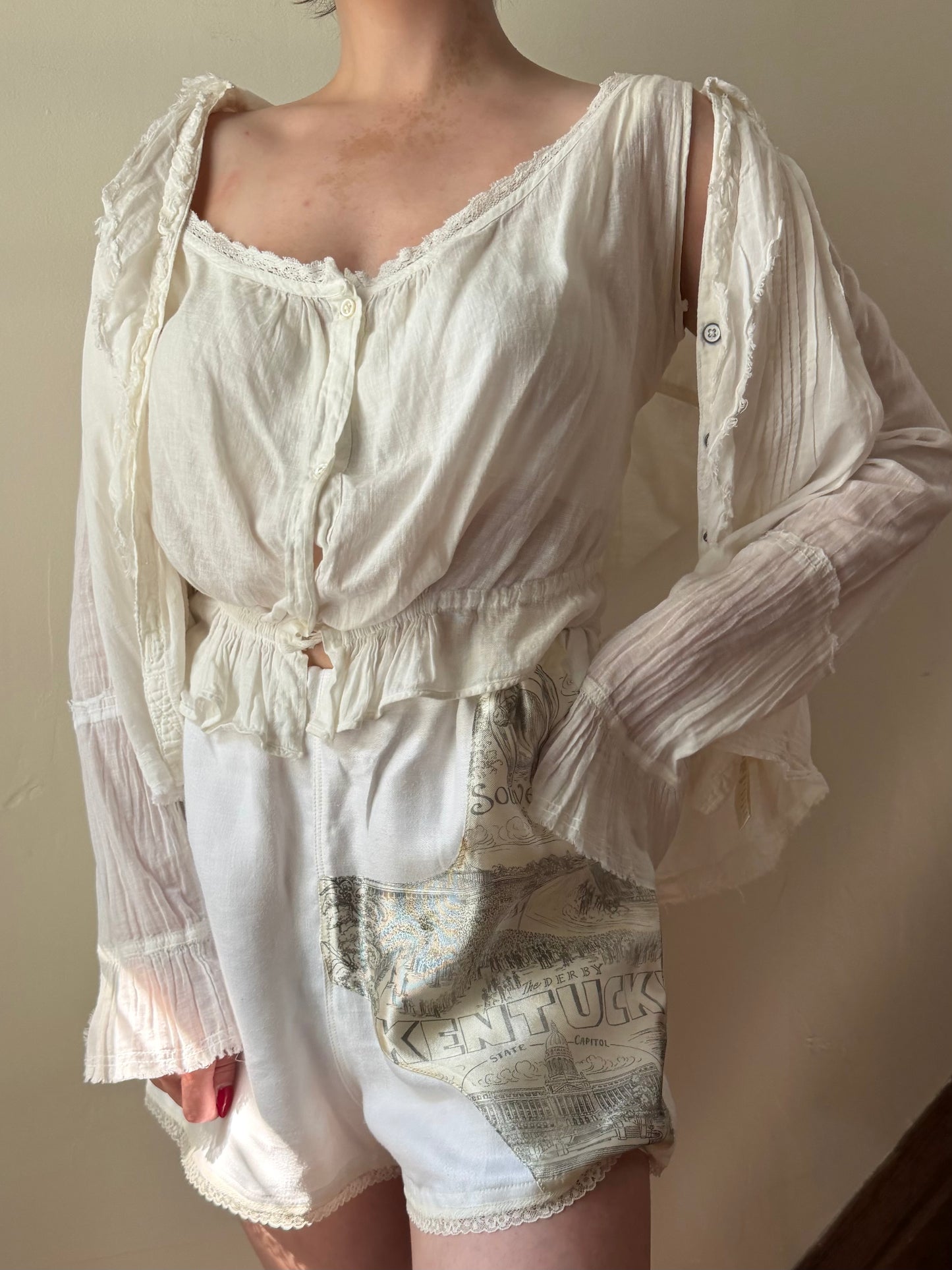 Linen Kentucky Souvenir Shorts [L]