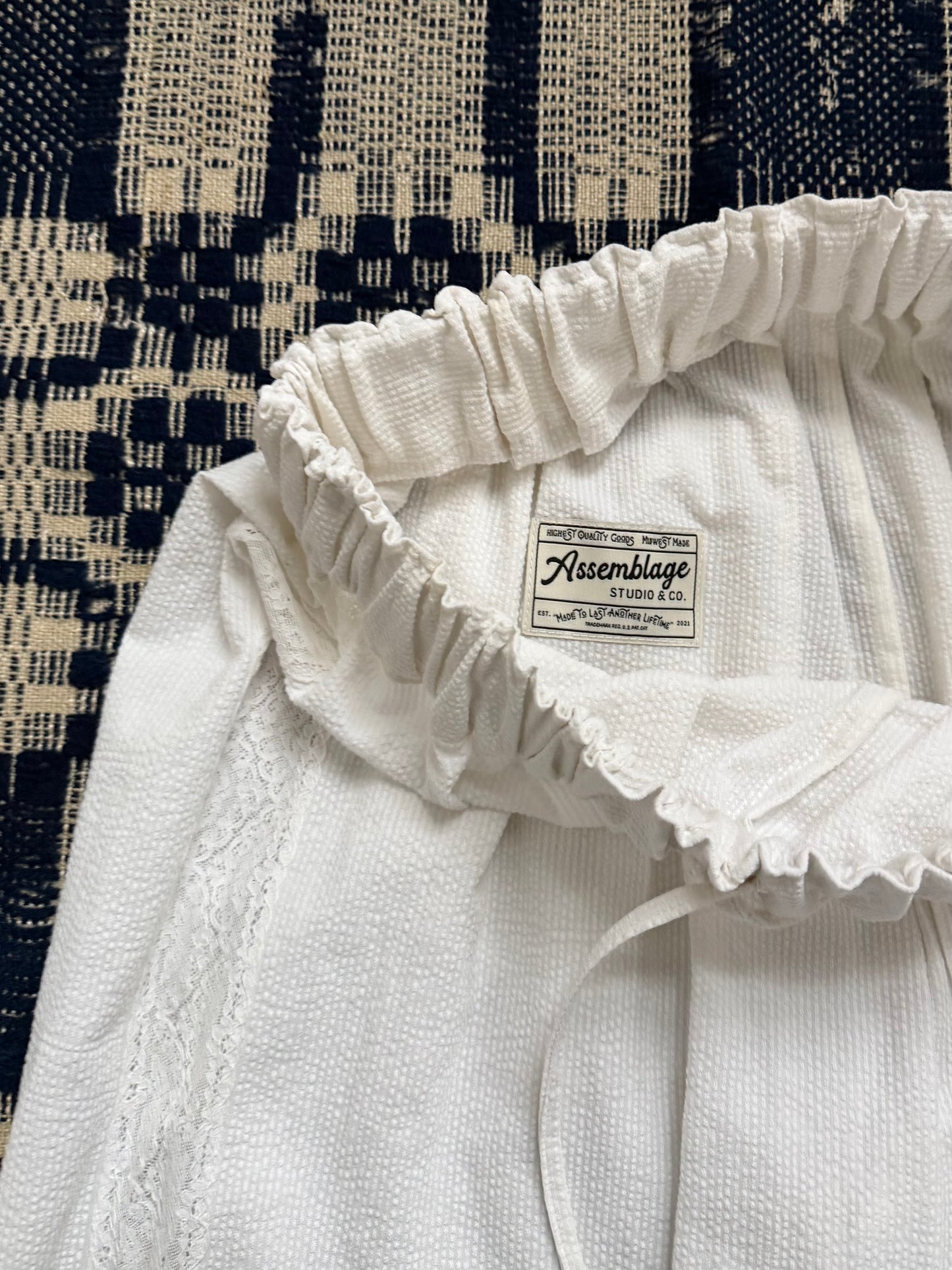 Lace Striped Bloomer Ruffle Pants [M]