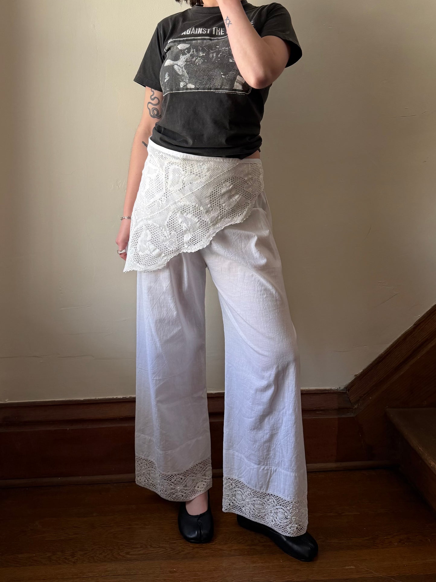 Crochet Hem Bloomer Pants w/ Apron [M/L]