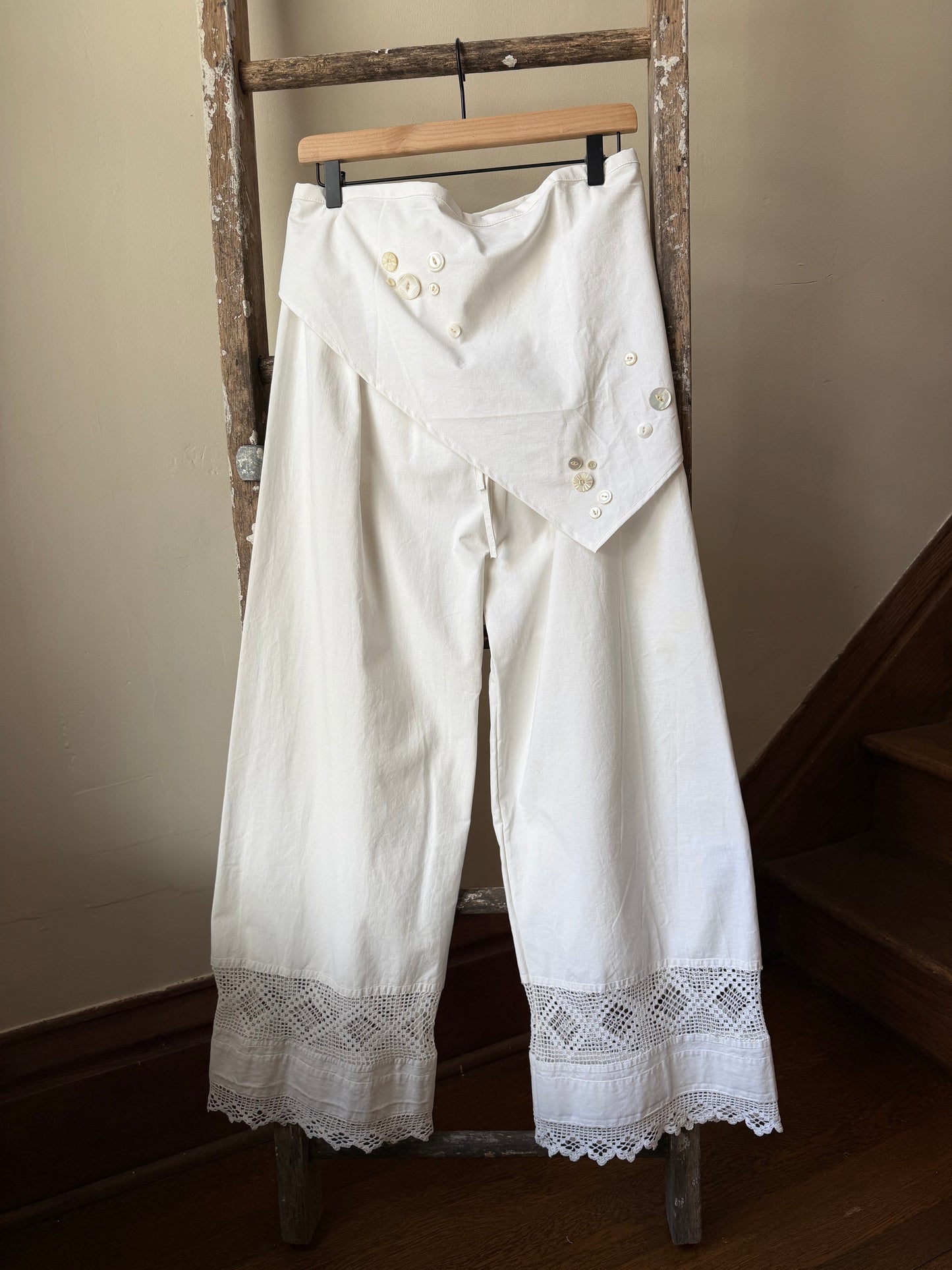 Double Crochet Hem Bloomer Pants w/ Apron [M/L]