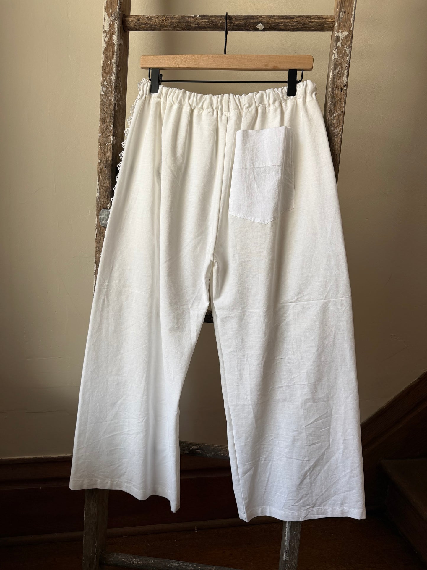 Crochet Stripe Bloomer Pants w/ Apron [S/M]