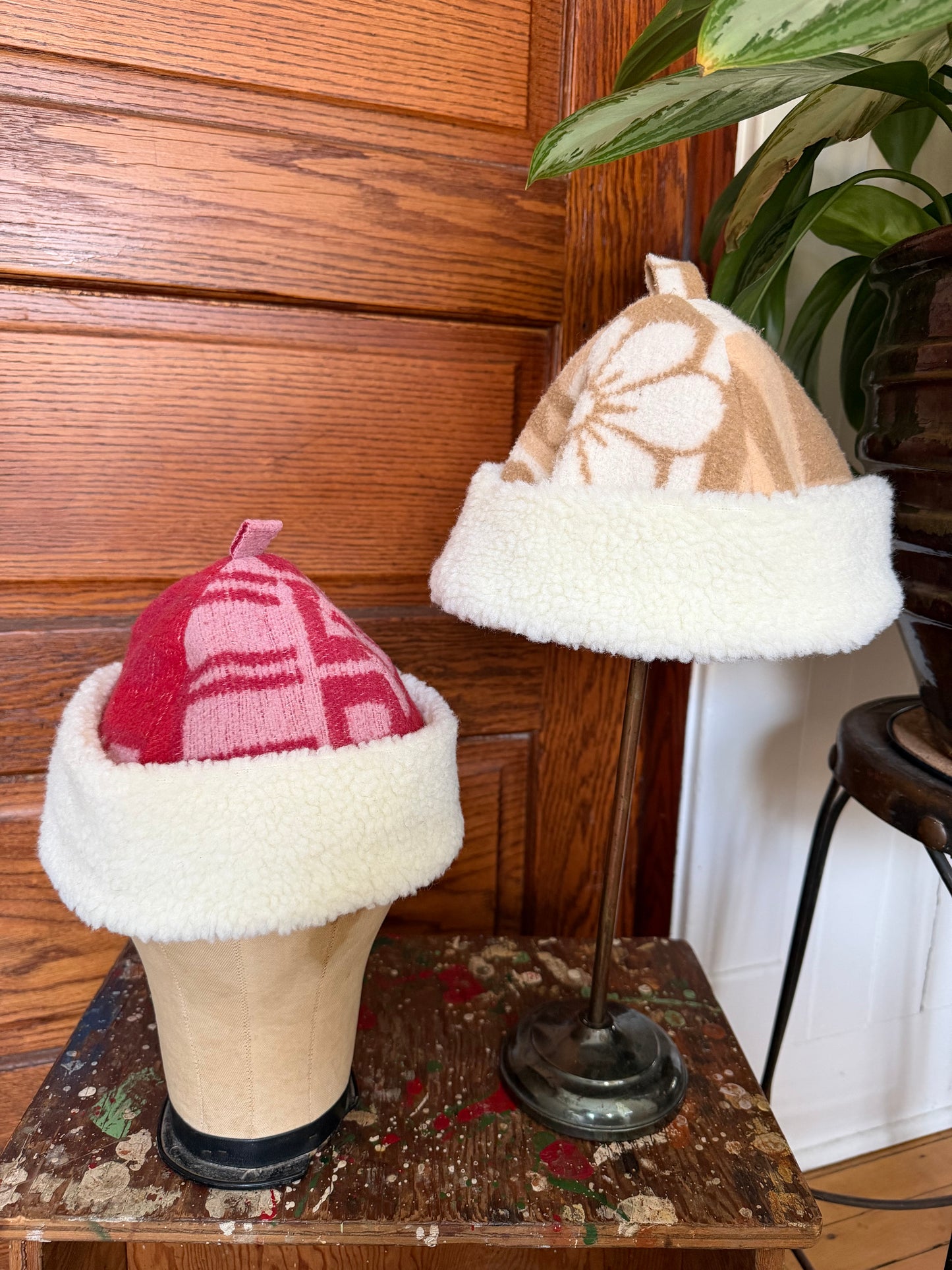 Camp Blanket Sherpa Beanie [S/M]