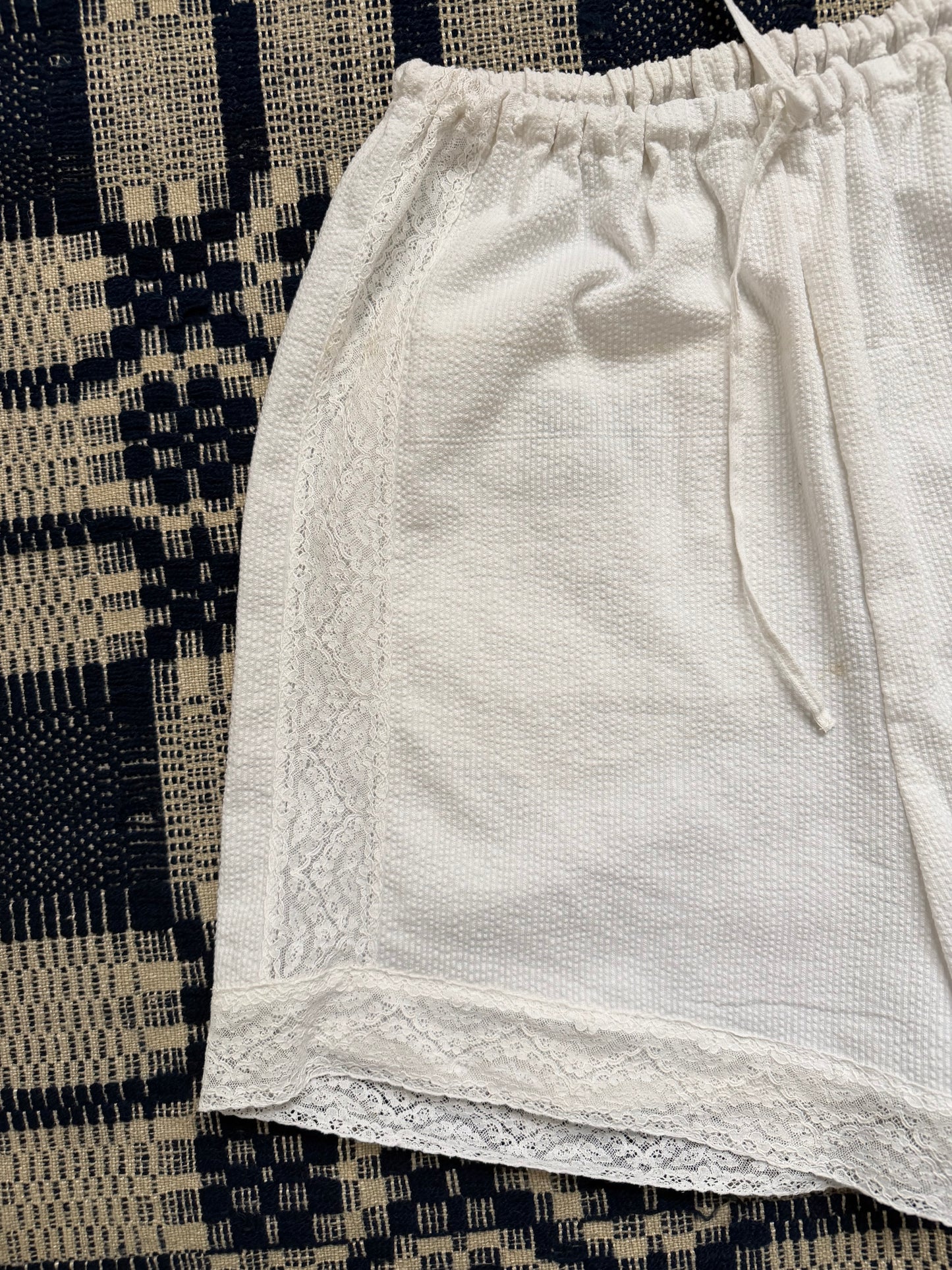 Lace Striped Bloomer Shorts [XS/S]