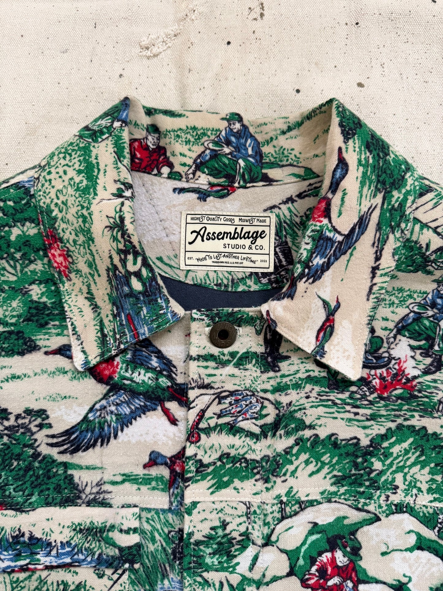 Camping Hunters Buckle Back Jacket [S/M]
