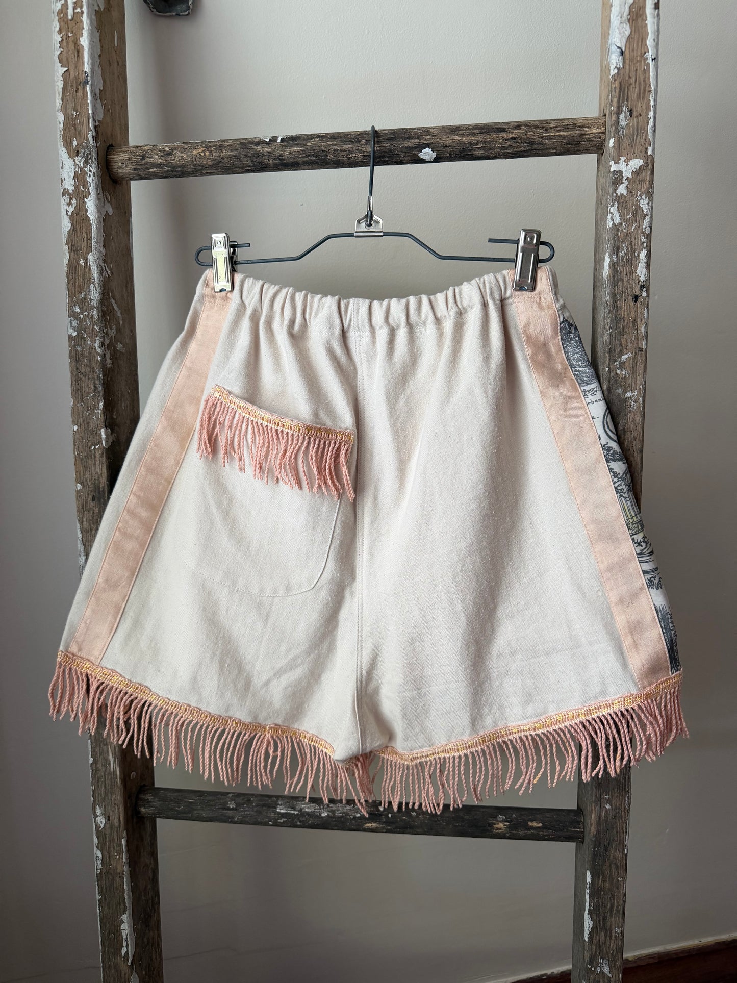 San Francisco Souvenir Fringe Shorts [S/M]