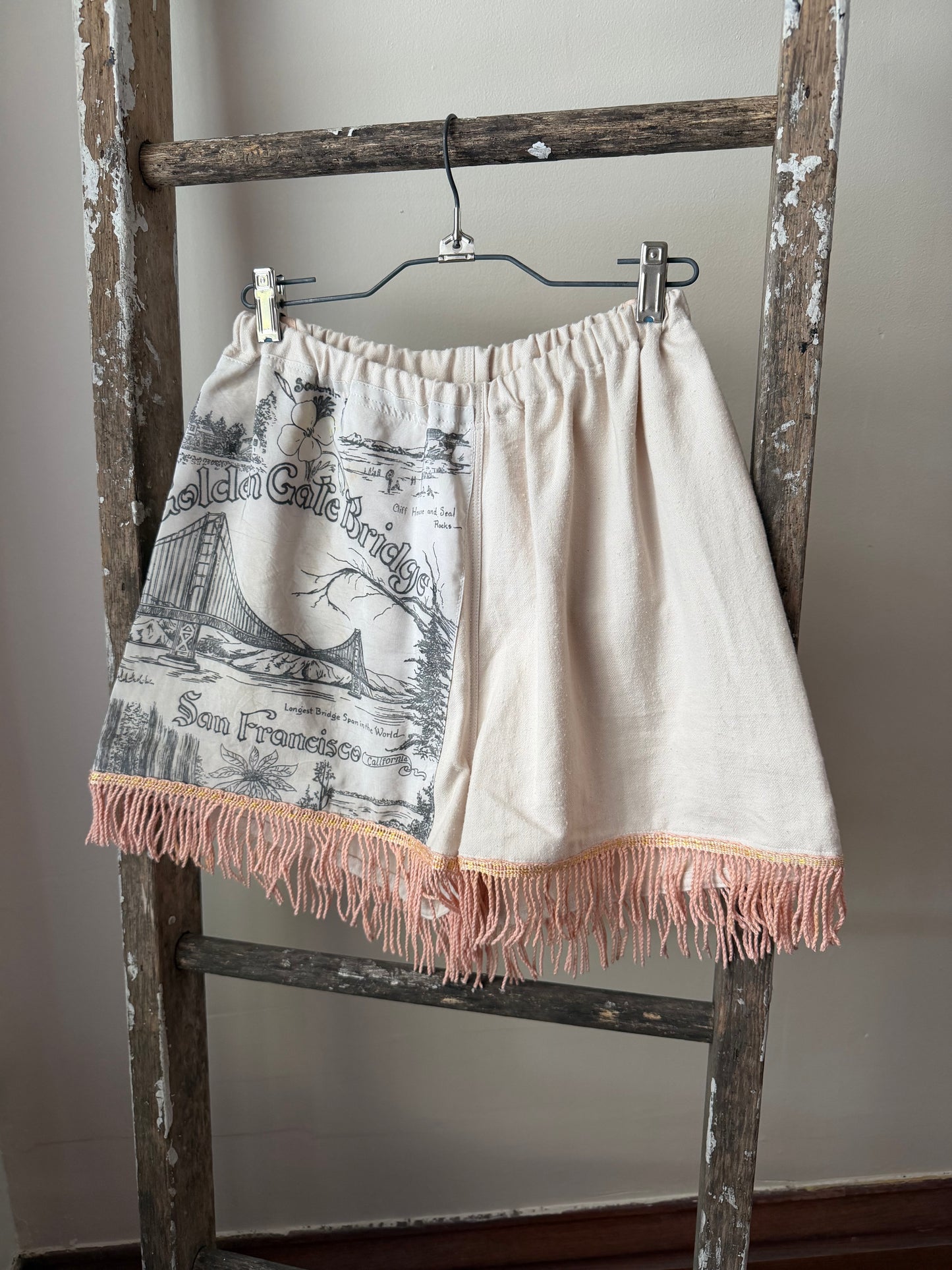 San Francisco Souvenir Fringe Shorts [S/M]