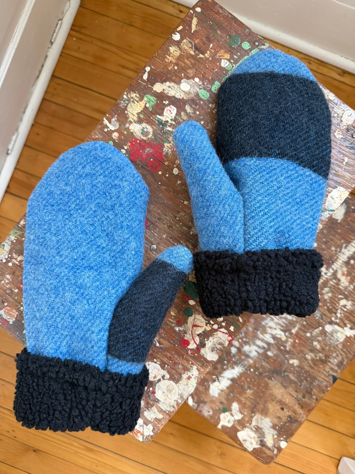 Striped Blue Wool Mittens [M/L]