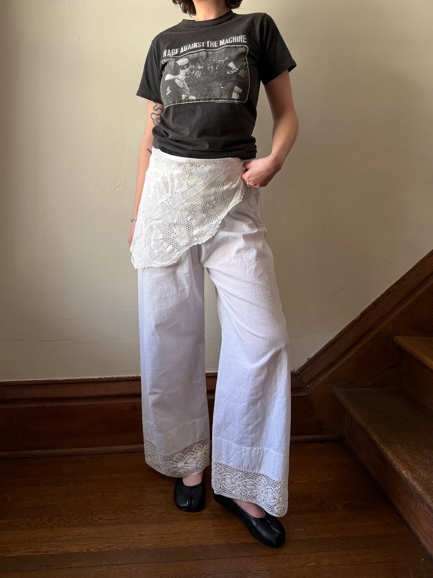 Crochet Hem Bloomer Pants w/ Apron [M/L]